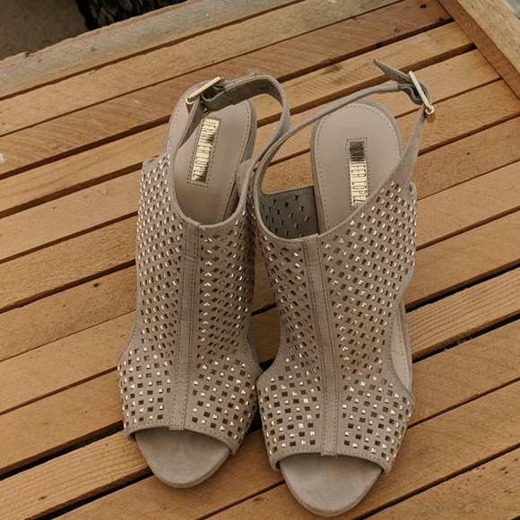 Comfy sling backs - Picture 1 of 3